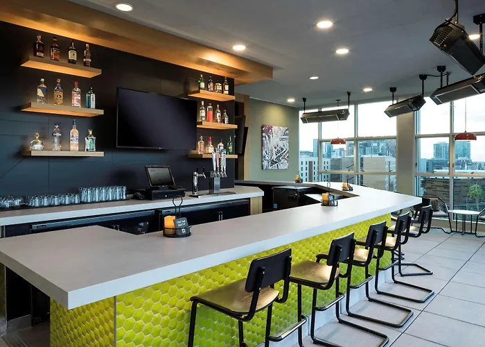 Hyatt House Phoenix 4*
