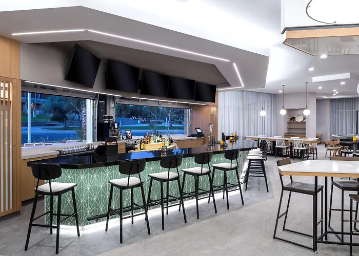 Hyatt House Phoenix 4*