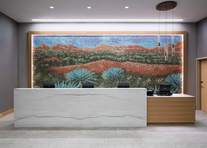 Hyatt House Phoenix 4*